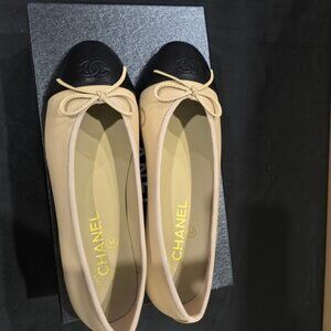 Chanel two tone leather women's flats shoes
